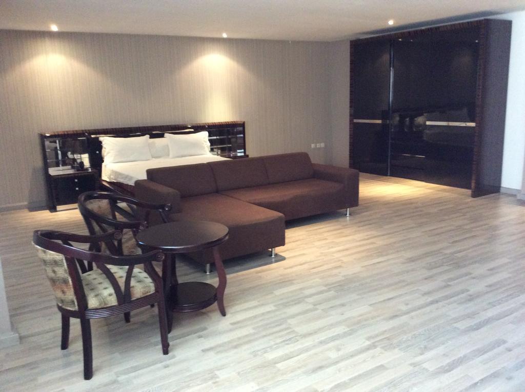 Star Aparthotel